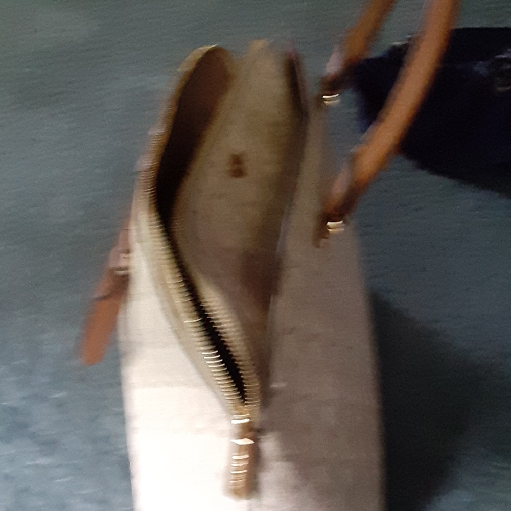 Hand-Bag - Picture 4 of 4